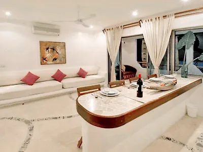 The Blue Pearl Suites Playa del Carmen Hotel